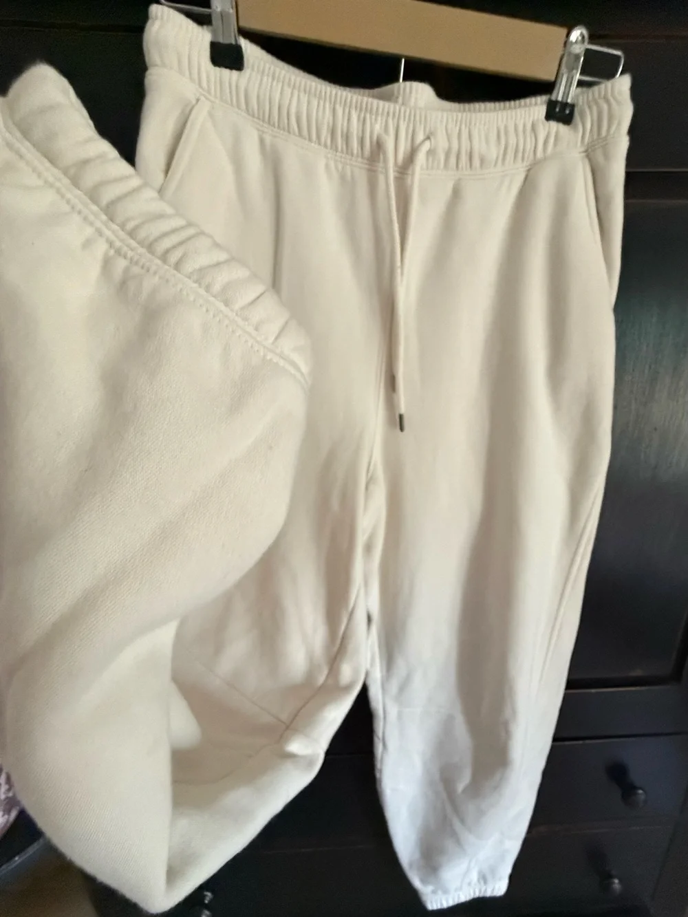 Universal Thread Off-White Drawstring Sweatpants - Picture 3 of 8